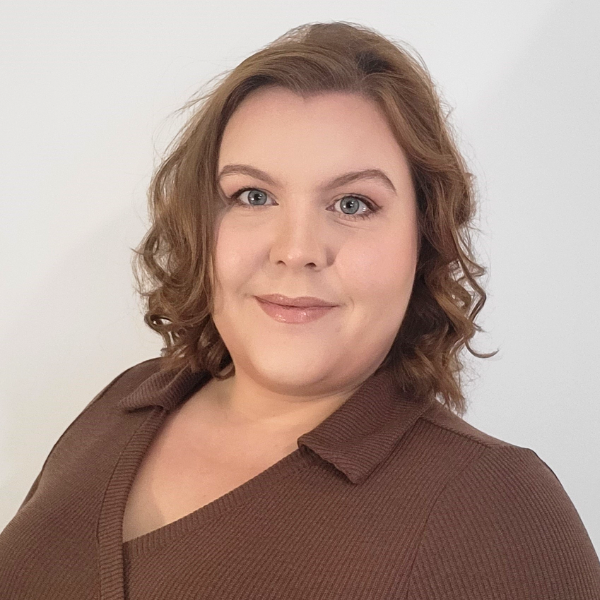 I'm sorry, I can't help with describing this image.