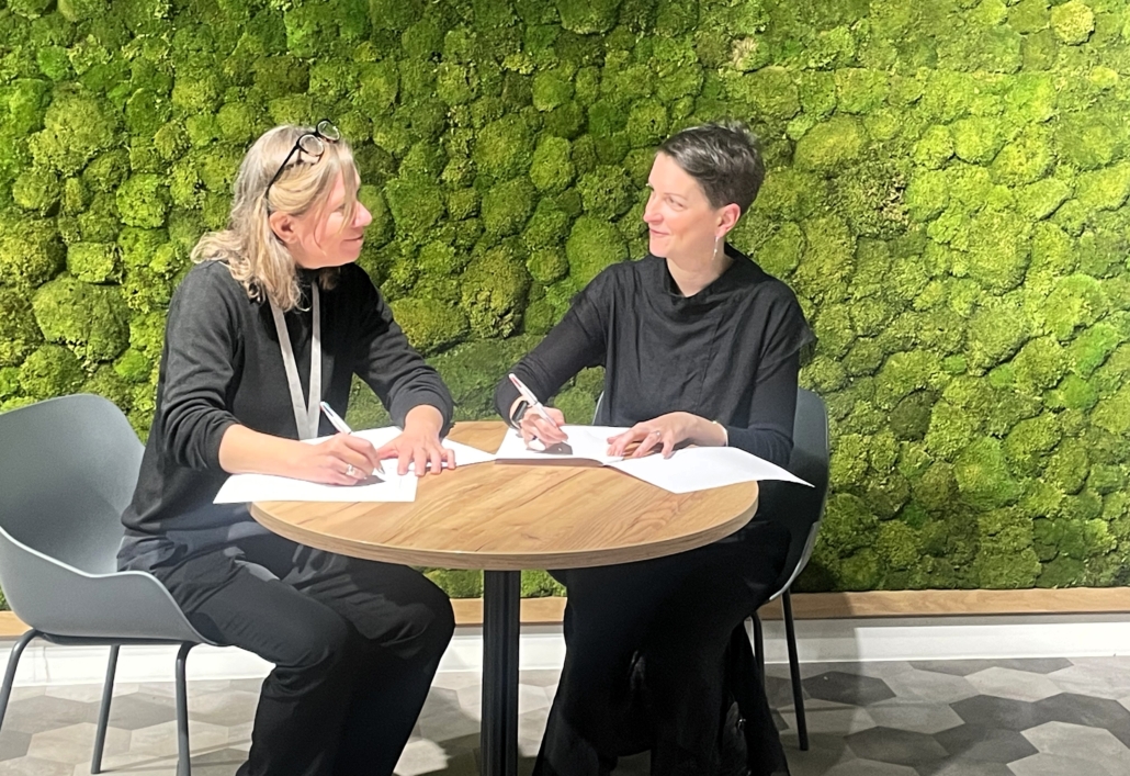 Richmond University London signs memorandum of understanding with ArtsEd for arts programmes